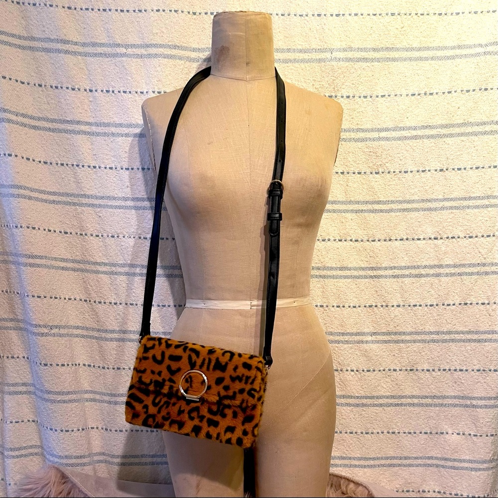 Cross Body Fur Bag Gem